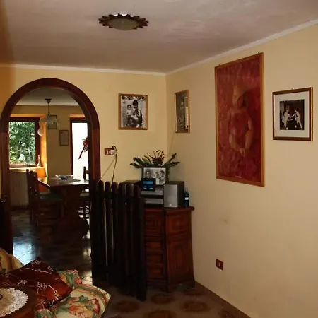 B&B Mamma Ari-3